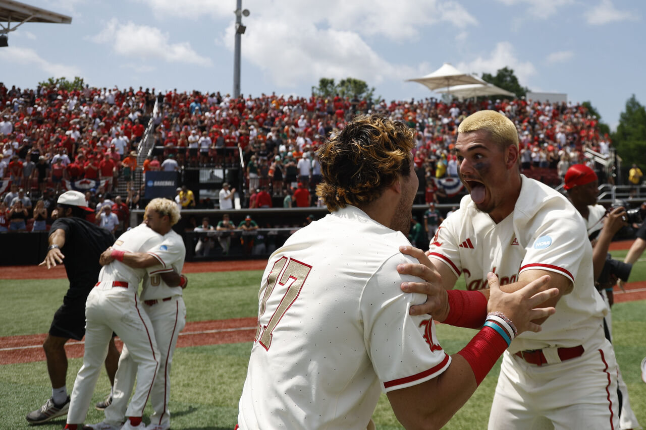 After a tied series, Louisville takes the Super Regional Championship, and will head to the College World Series, in Omaha.